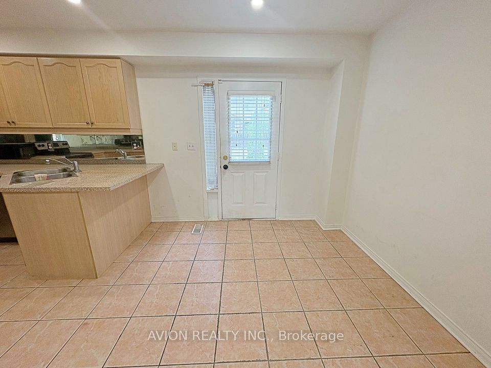 366 Bur Oak Avenue, Markham, ON L6C 2T9 6