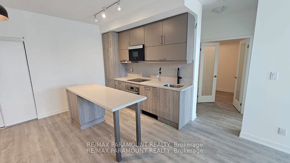 8119 Birchmount Road 1507, Markham, ON L6G 0H5 2