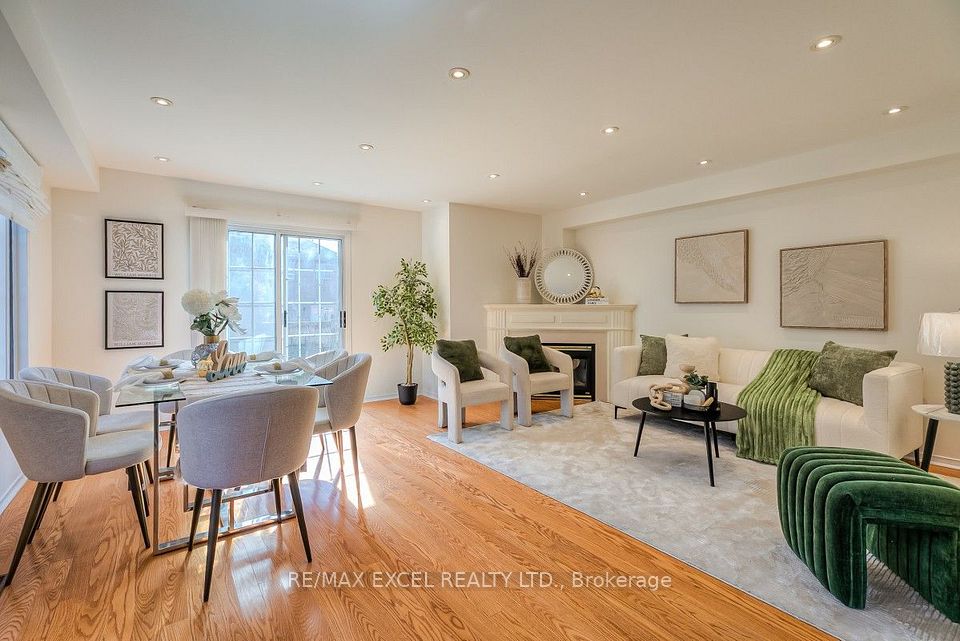 195 Trail Ridge Lane, Markham, ON L6C 2C6 3