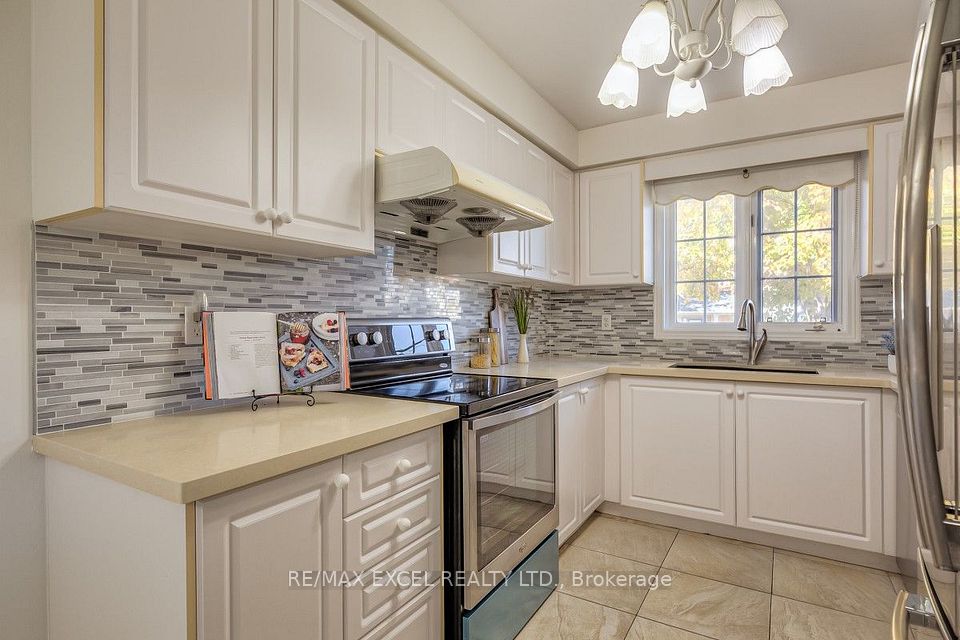 195 Trail Ridge Lane, Markham, ON L6C 2C6 14