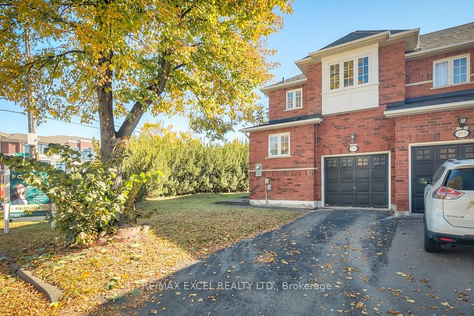 Att/Row/Townhouse at 195 Trail Ridge Lane, Markham, ON L6C 2C6