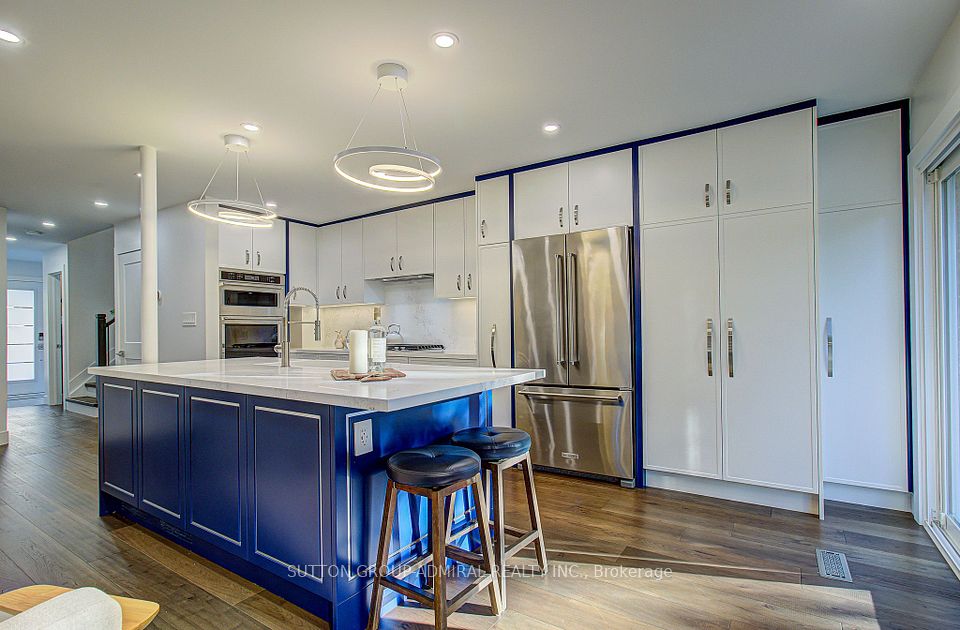 16 Beaumont Place, Vaughan, ON L4J 1X2 12