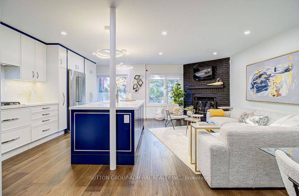 16 Beaumont Place, Vaughan, ON L4J 1X2 5