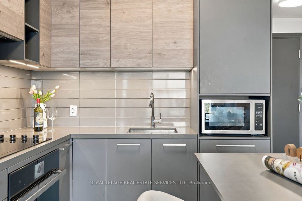 38 Gandhi Lane 1902, Markham, ON L3T 0G9 11