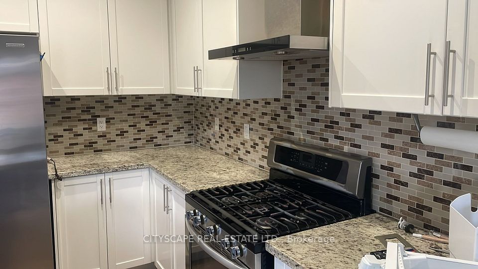 244 Moody Drive, Vaughan, ON L4H 3Z6 4