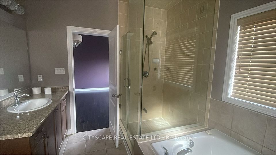 244 Moody Drive, Vaughan, ON L4H 3Z6 8