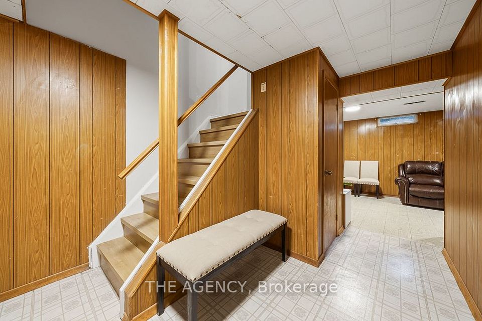 1 Wootten Way S 32, Markham, ON L3P 3H7 22