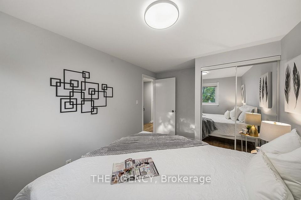 1 Wootten Way S 32, Markham, ON L3P 3H7 18