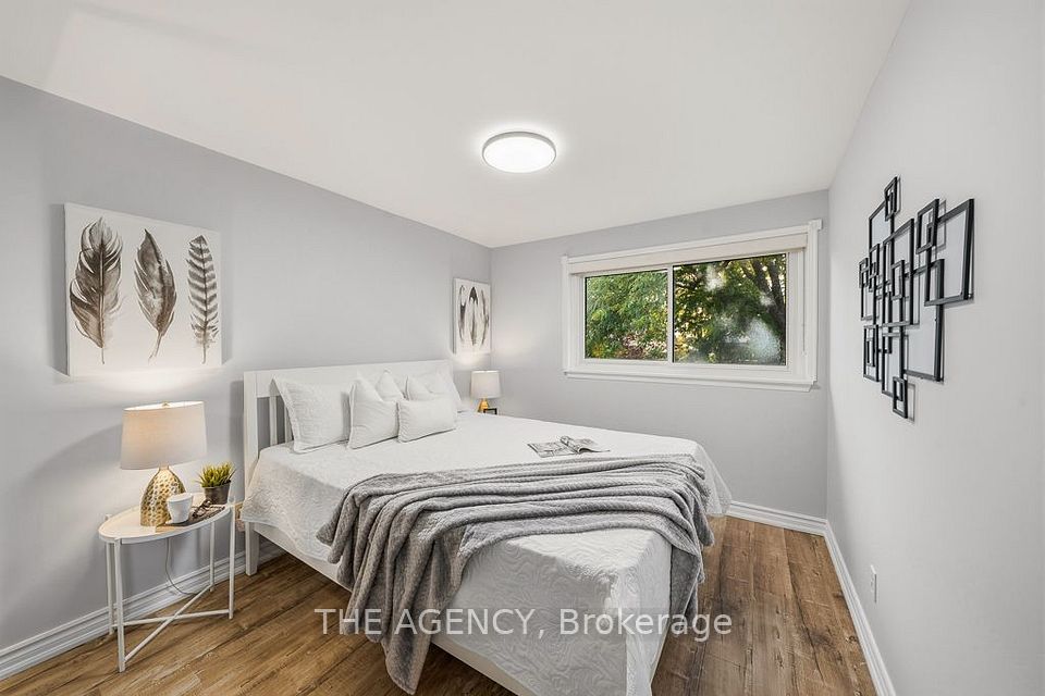 1 Wootten Way S 32, Markham, ON L3P 3H7 17