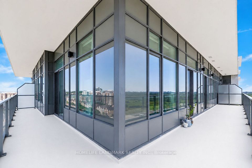 325 South Park Road 325-PH9, Markham, ON L3T 0B8 8