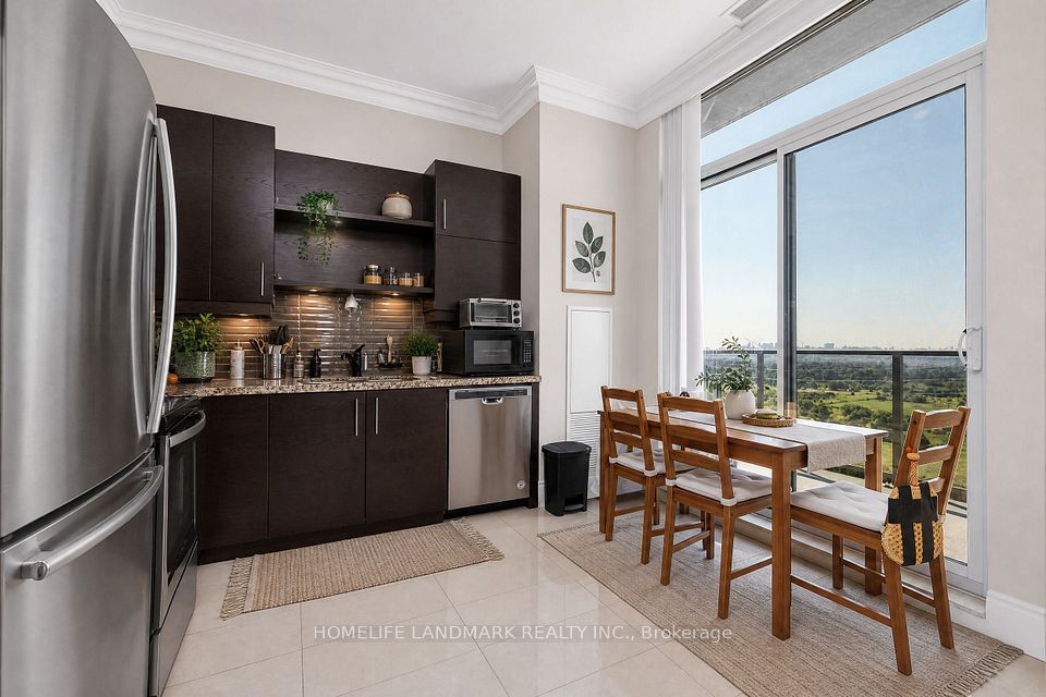 325 South Park Road 325-PH9, Markham, ON L3T 0B8 10