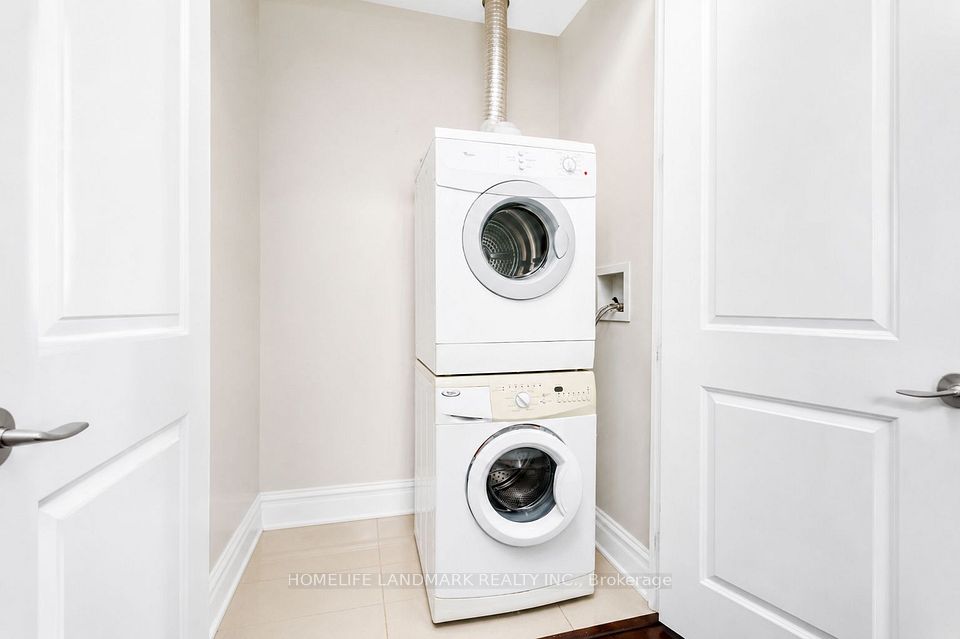325 South Park Road 325-PH9, Markham, ON L3T 0B8 18