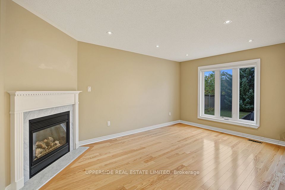 99 Glenforest Drive, Vaughan, ON L4J 8K5 16