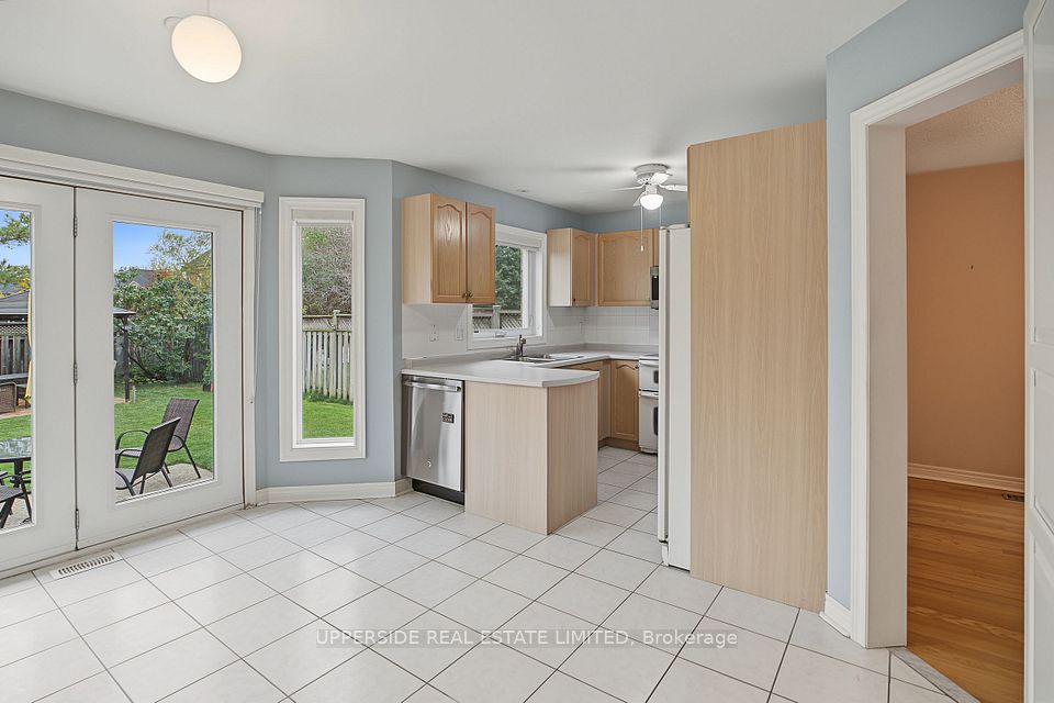 99 Glenforest Drive, Vaughan, ON L4J 8K5 10
