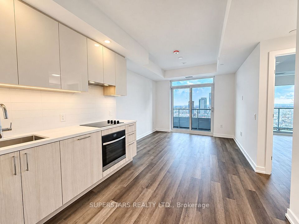 5 Meadowdale Road 2710, Vaughan, ON L4K 0C7 7
