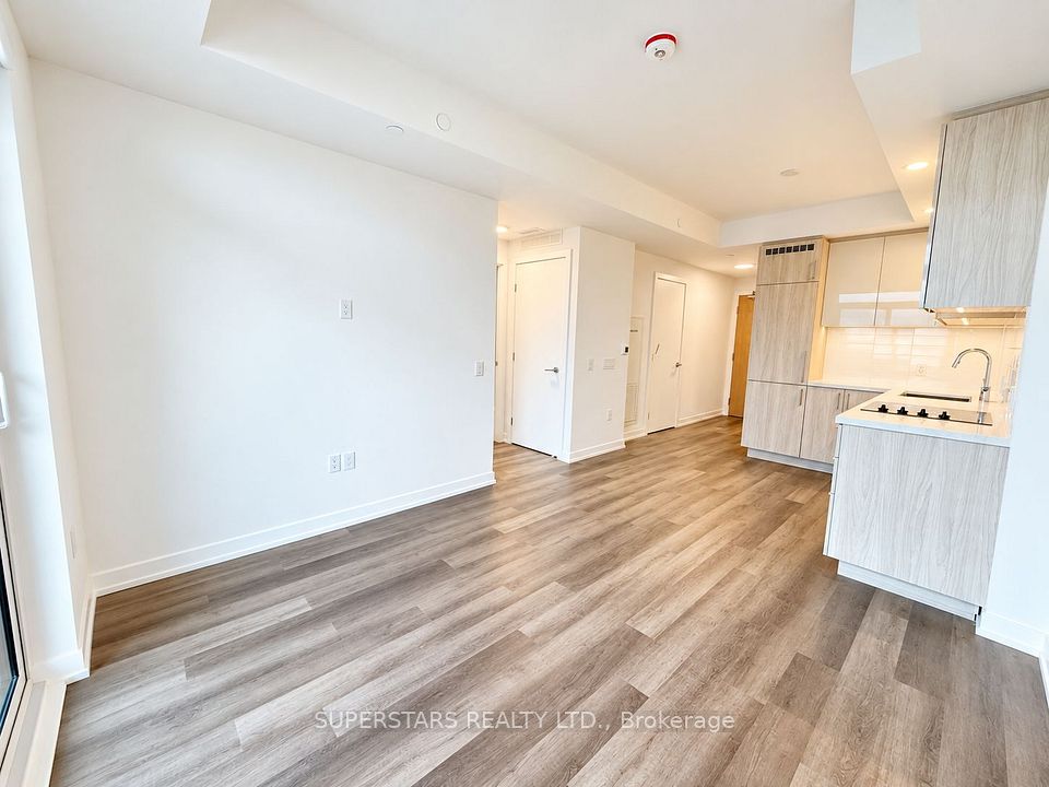 5 Meadowdale Road 2710, Vaughan, ON L4K 0C7 9
