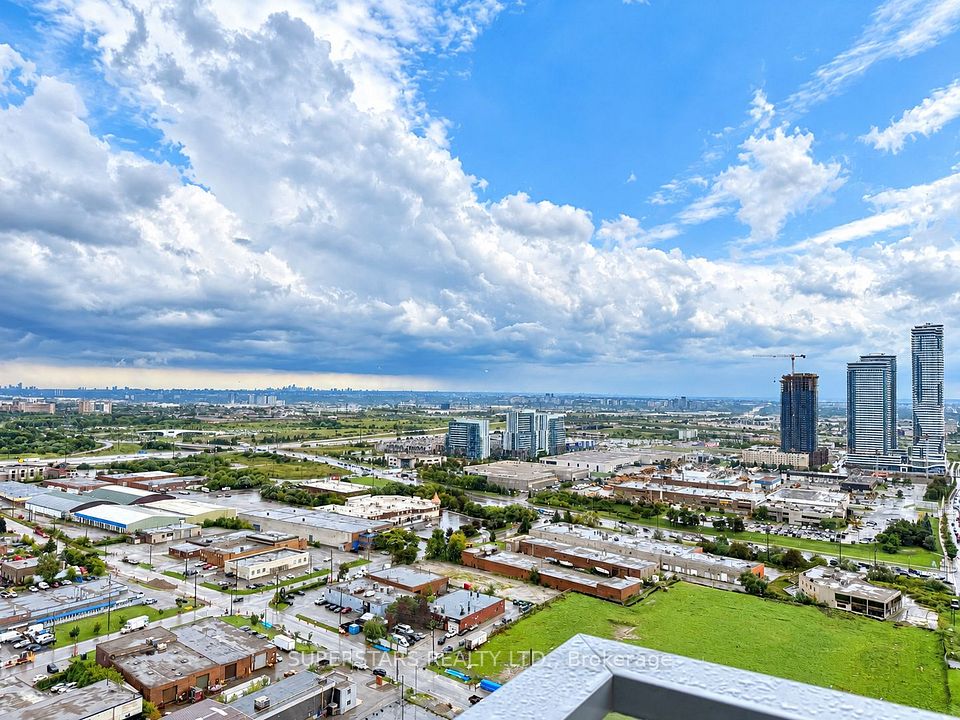 5 Meadowdale Road 2710, Vaughan, ON L4K 0C7 18