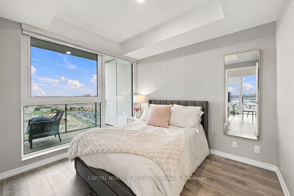 7890 Jane Street 1612, Vaughan, ON L4K 0K9 19