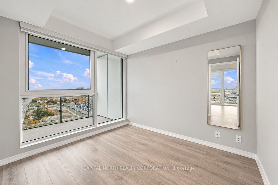 7890 Jane Street 1612, Vaughan, ON L4K 0K9 18