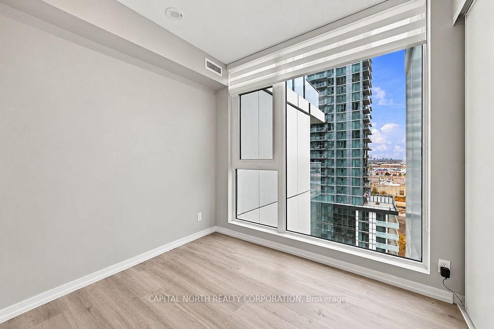7890 Jane Street 1612, Vaughan, ON L4K 0K9 23