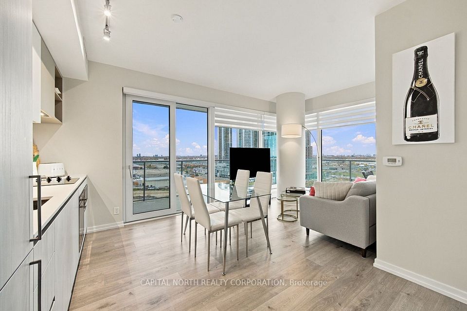 7890 Jane Street 1612, Vaughan, ON L4K 0K9 7