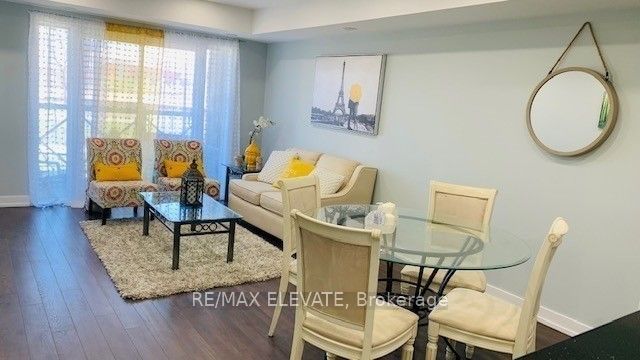 30 Dunsheath Way 518, Markham, ON L6B 0A1 7
