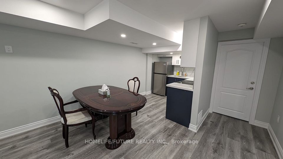 271 East's Corners Boulevard Bsmt, Vaughan, ON L4H 4L7 2