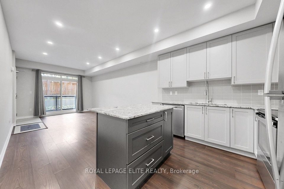 198 Pine Grove Road 06, Vaughan, ON L4L 1X3 9