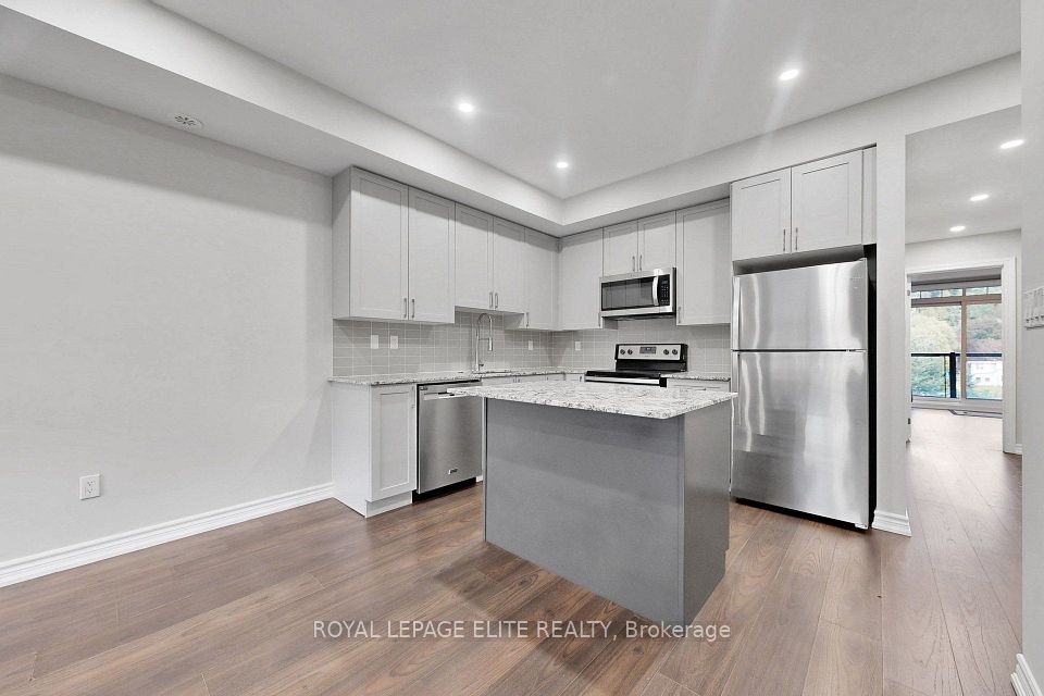 198 Pine Grove Road 06, Vaughan, ON L4L 1X3 8