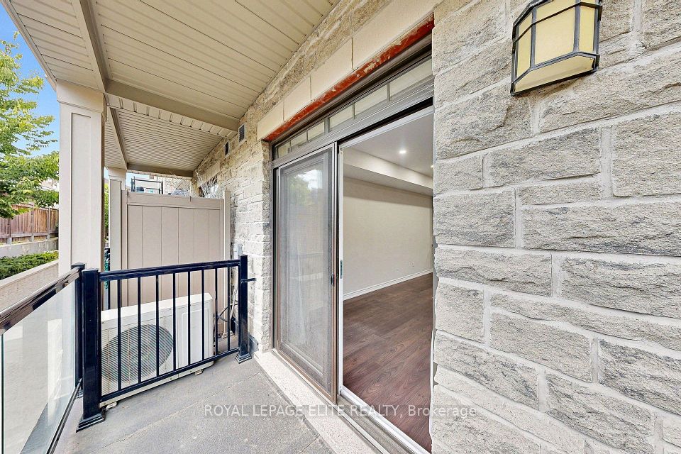 198 Pine Grove Road 06, Vaughan, ON L4L 1X3 12