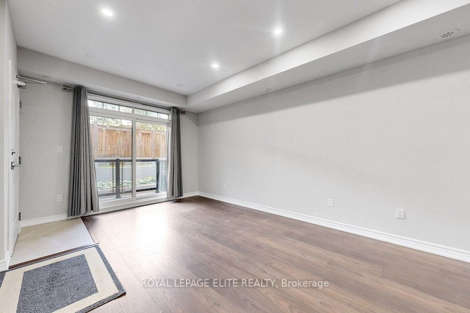 198 Pine Grove Road 06, Vaughan, ON L4L 1X3 7