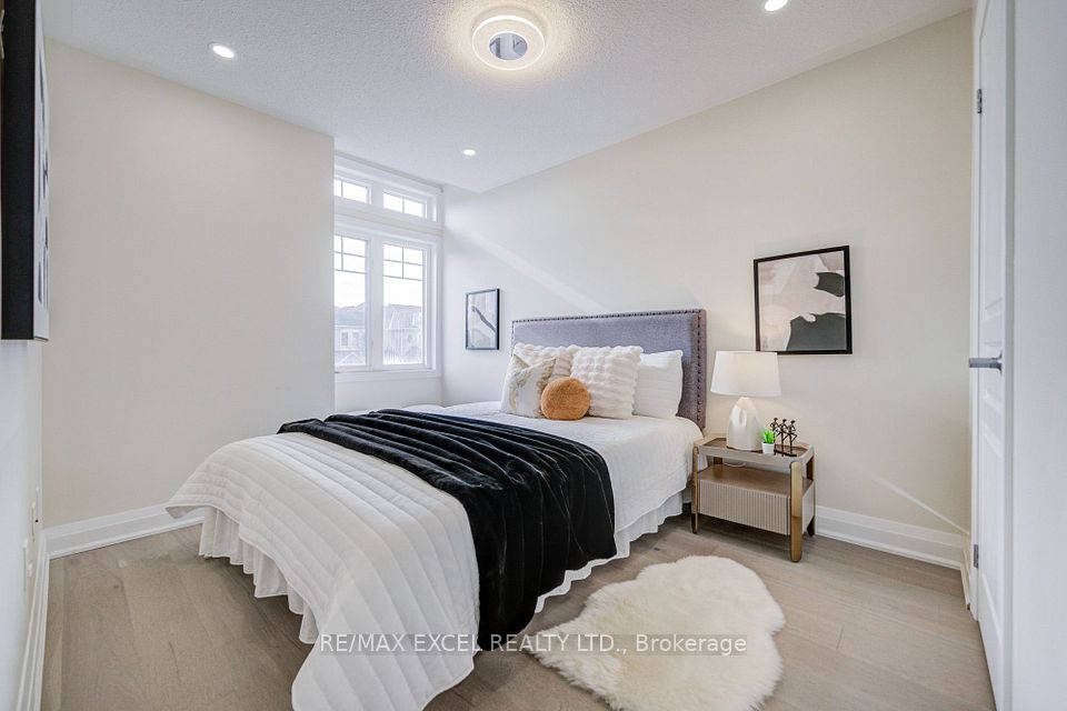 22 Pitney Avenue, Richmond Hill, ON L4E 4Y6 20
