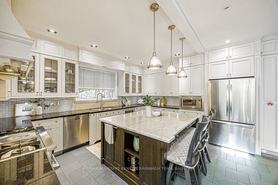 3 Rouge Street, Markham, ON L3P 1K7 8