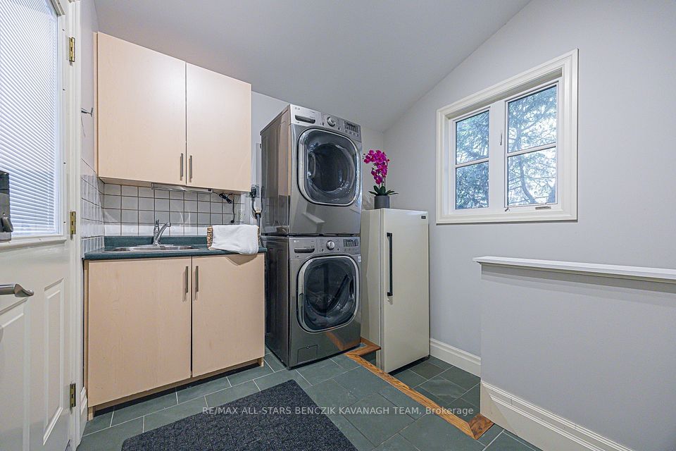3 Rouge Street, Markham, ON L3P 1K7 11