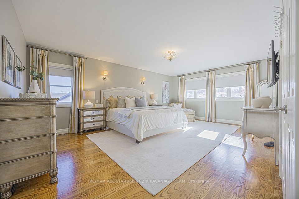 3 Rouge Street, Markham, ON L3P 1K7 12