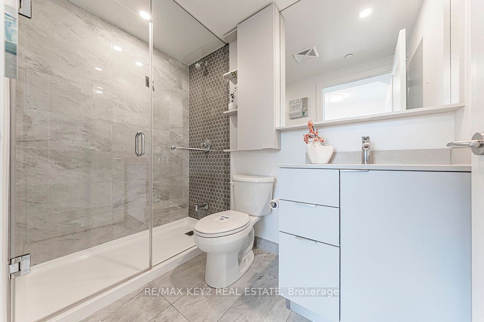 9 Clegg Road 1016, Markham, ON L6G 0H3 6