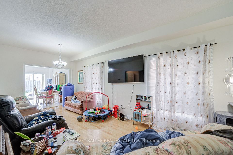 79 Lahore Crescent, Markham, ON L3S 0A6 7