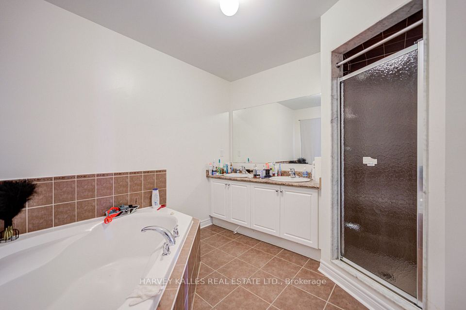 79 Lahore Crescent, Markham, ON L3S 0A6 15