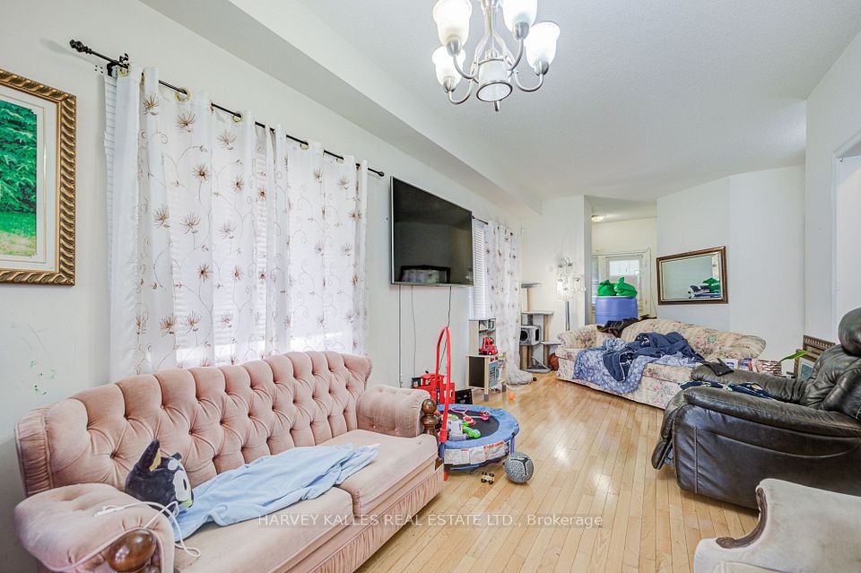 79 Lahore Crescent, Markham, ON L3S 0A6 6