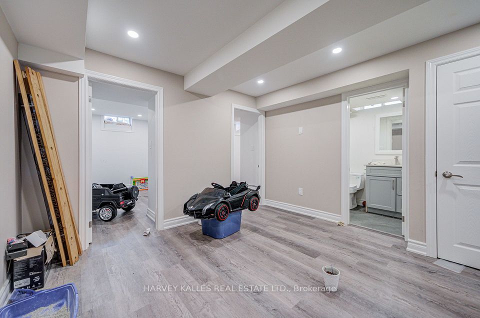 79 Lahore Crescent, Markham, ON L3S 0A6 20