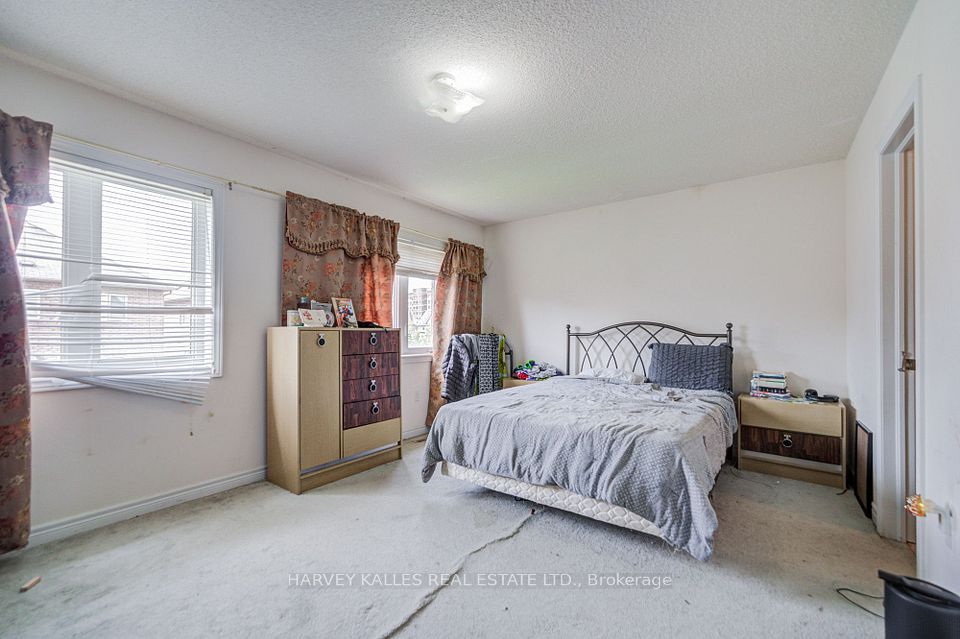 79 Lahore Crescent, Markham, ON L3S 0A6 13