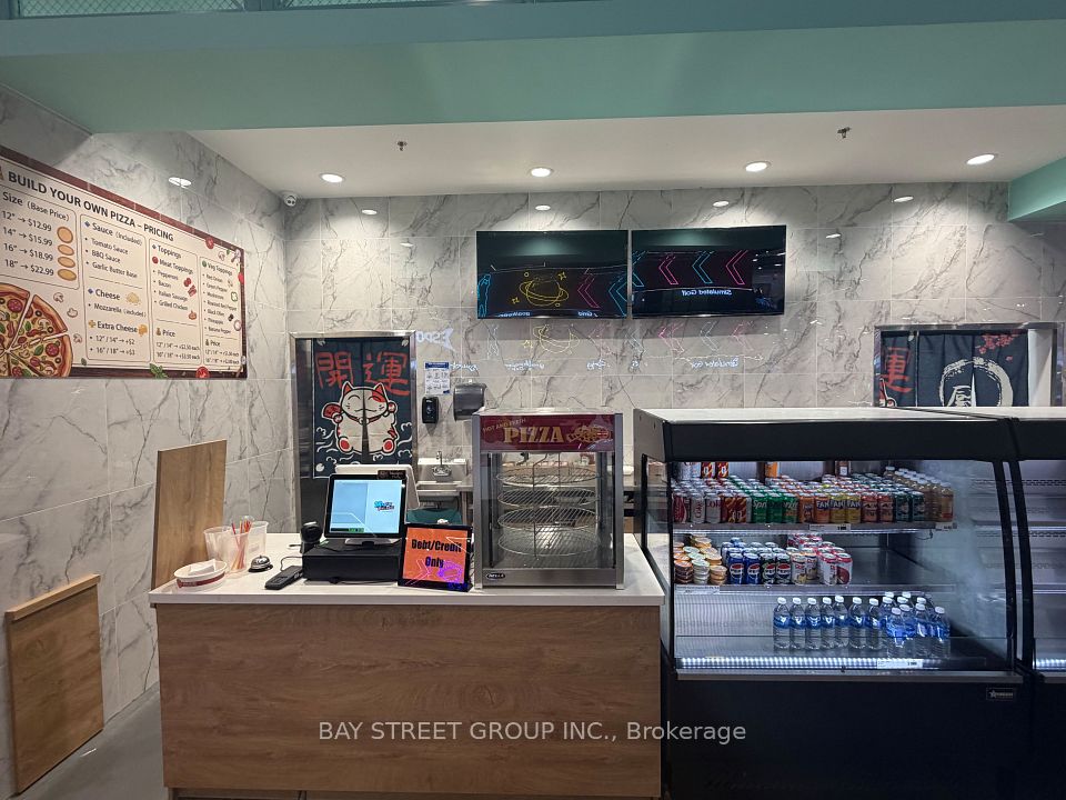 100 Edgeley Boulevard 1/2, Vaughan, ON L4K 5W7 6