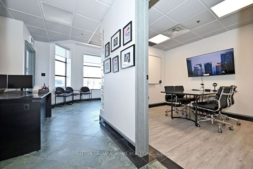 160 Applewood Crescent 26, Vaughan, ON L4K 4H2 18