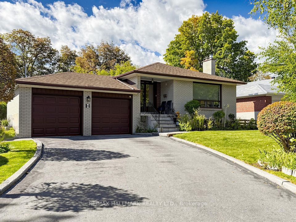 Detached at 4 Multiflora Place, Markham, ON L3T 2W5