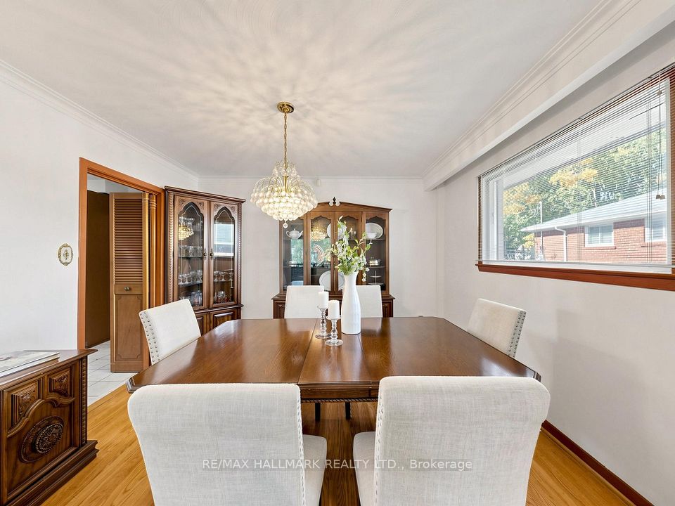 4 Multiflora Place, Markham, ON L3T 2W5 14