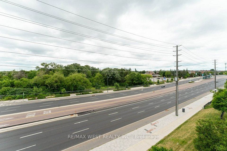 4620 Highway 7 Avenue PH 413, Vaughan, ON L4L 0B3 18