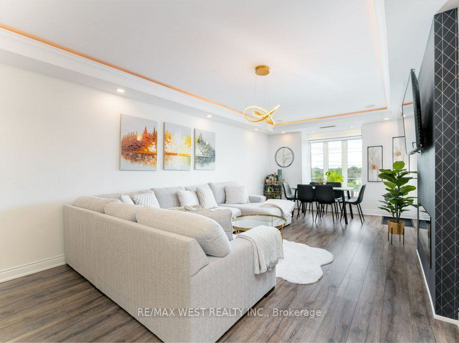 4620 Highway 7 Avenue PH 413, Vaughan, ON L4L 0B3 8