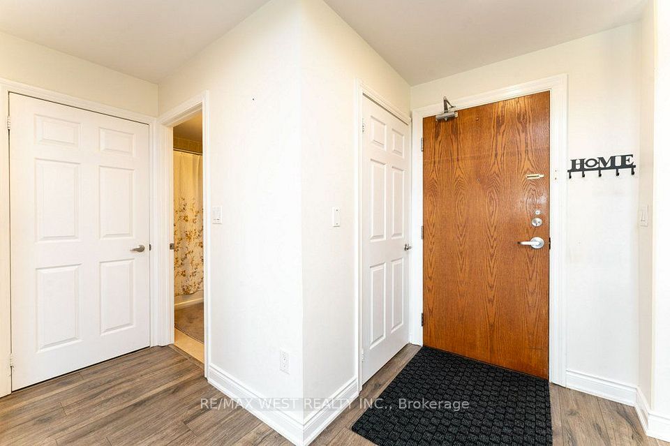 4620 Highway 7 Avenue PH 413, Vaughan, ON L4L 0B3 10