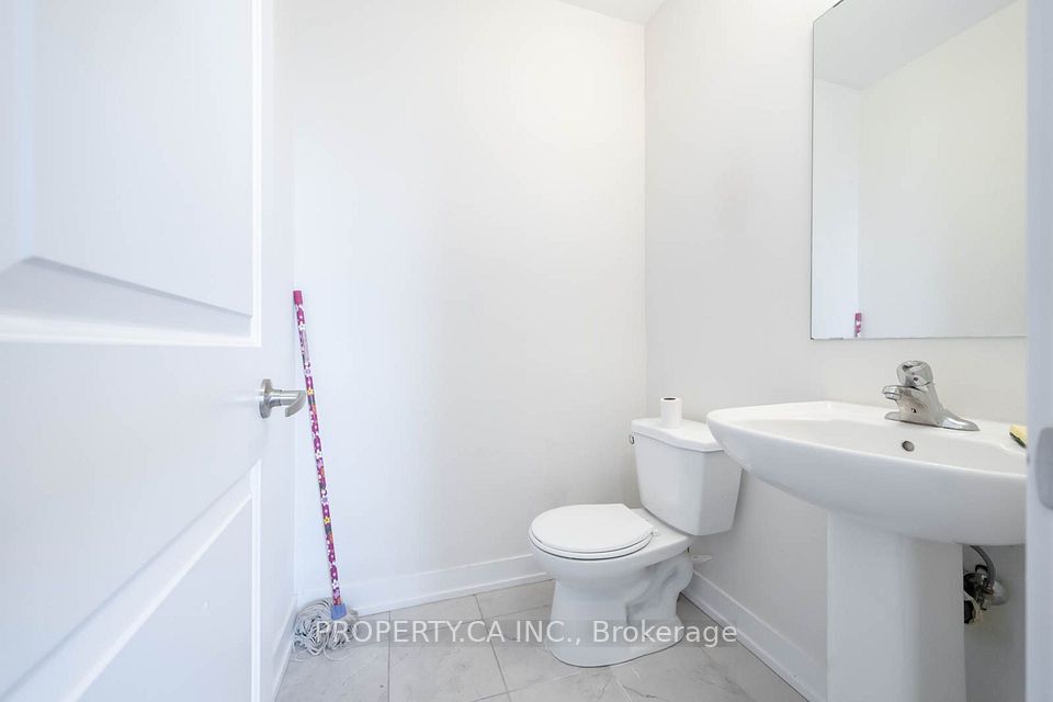 101 Mikayla Lane, Markham, ON L6B 1R1 10