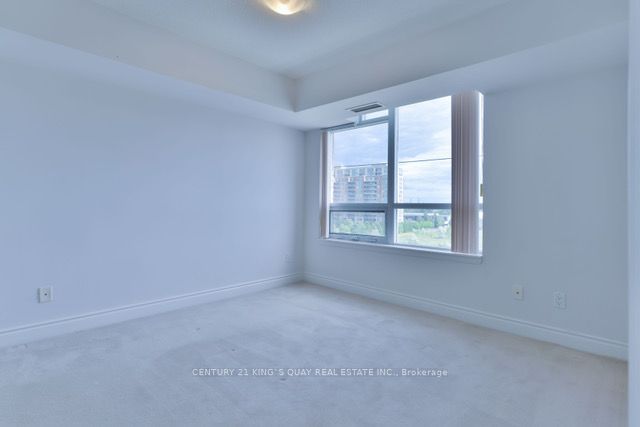 23 Cox Boulevard 572, Markham, ON L3R 7Z9 5